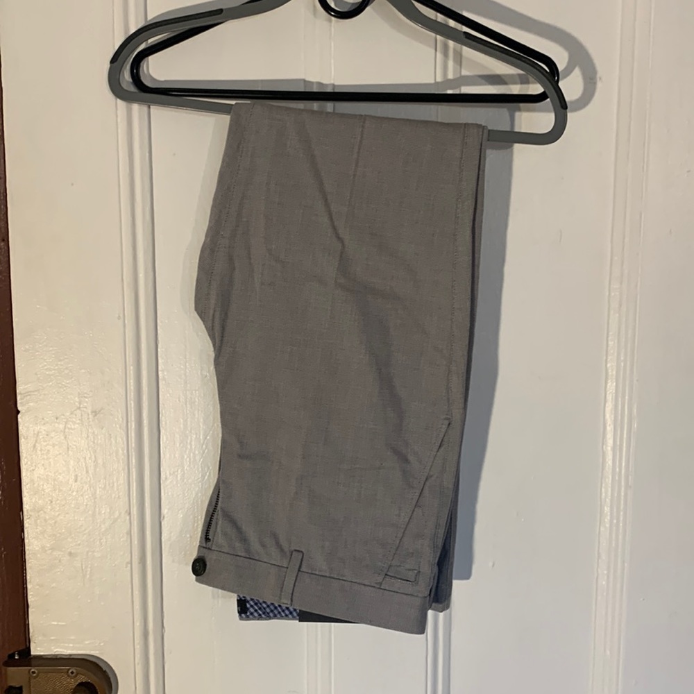 Banana Republic Slim Fit Pant - Grey 33x32, New With Tags